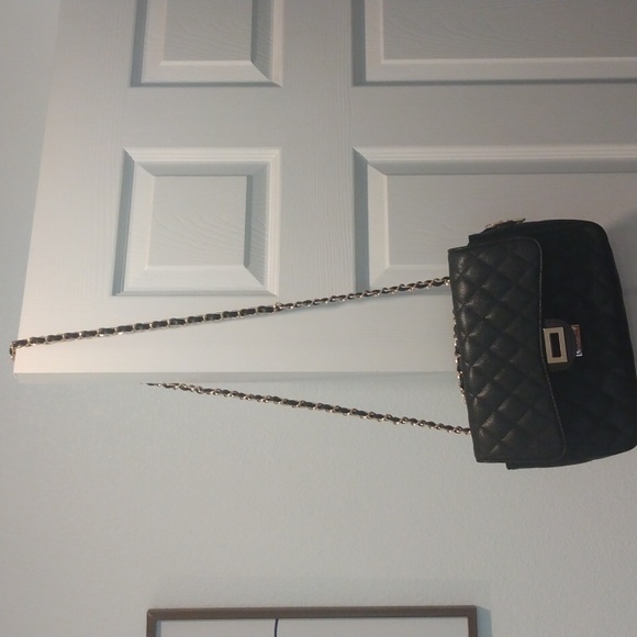 Purse - Picture 2 of 4